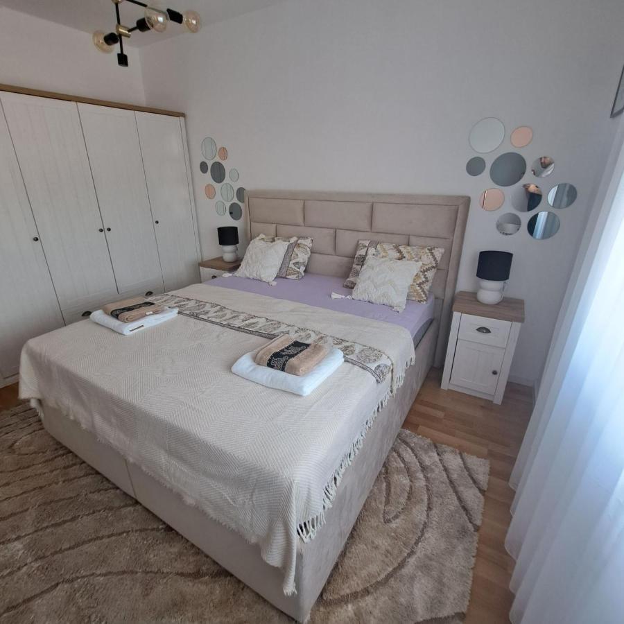 Gold Appartement Mostar Buitenkant foto