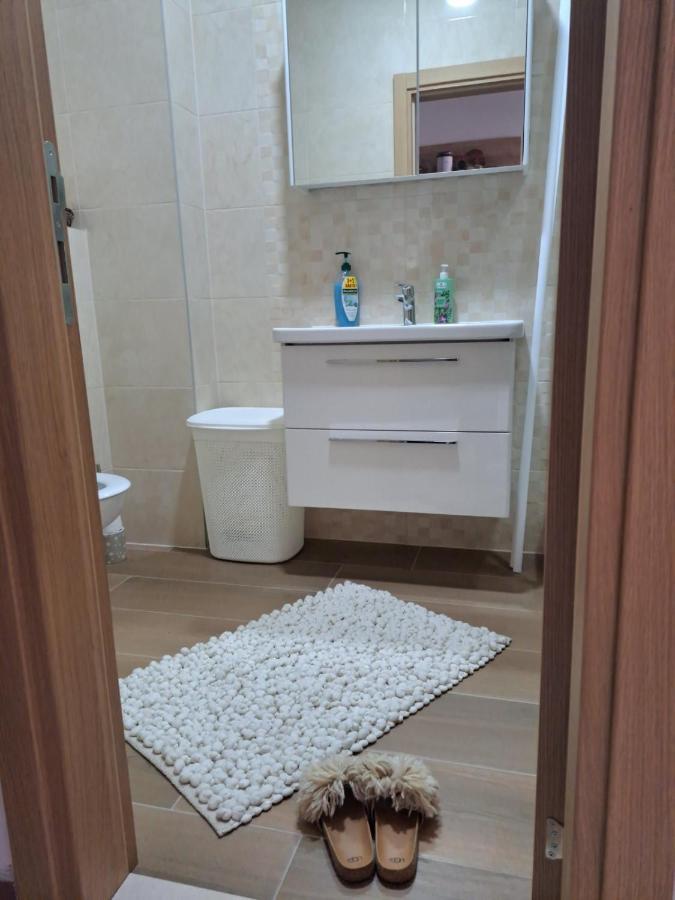 Gold Appartement Mostar Buitenkant foto